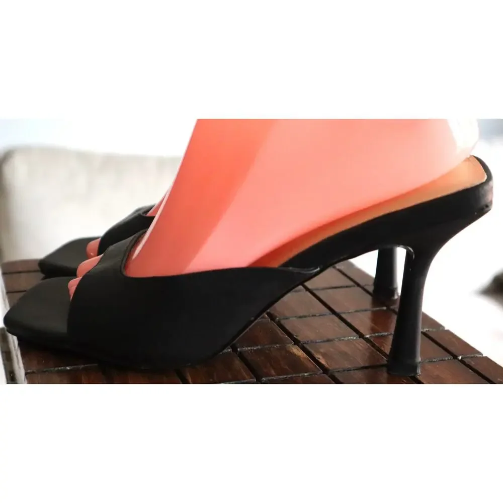 Olivia Jaymes Black Square Toe Heels Slip on Open Toe Spool Mule Sandals 7.5